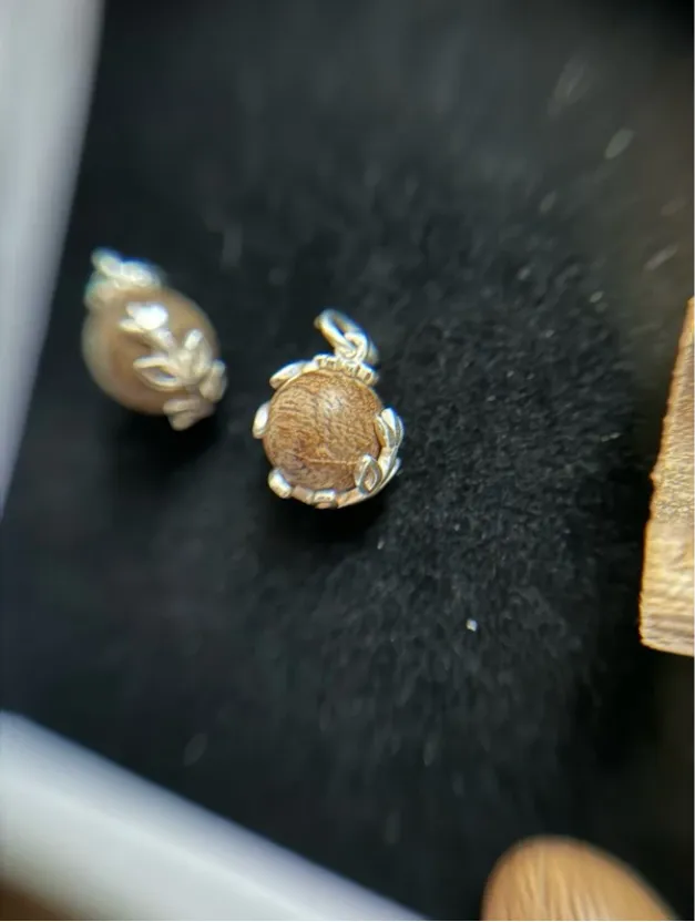 Natural Agarwood Pendant – Round Oud Bead with 925 Sterling Silver (Moc Tram Agarwood)